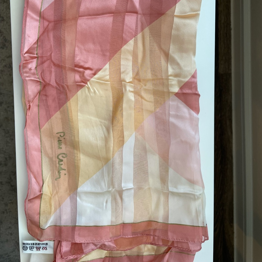🔥Pierre Cardin 100% Silk Scarf